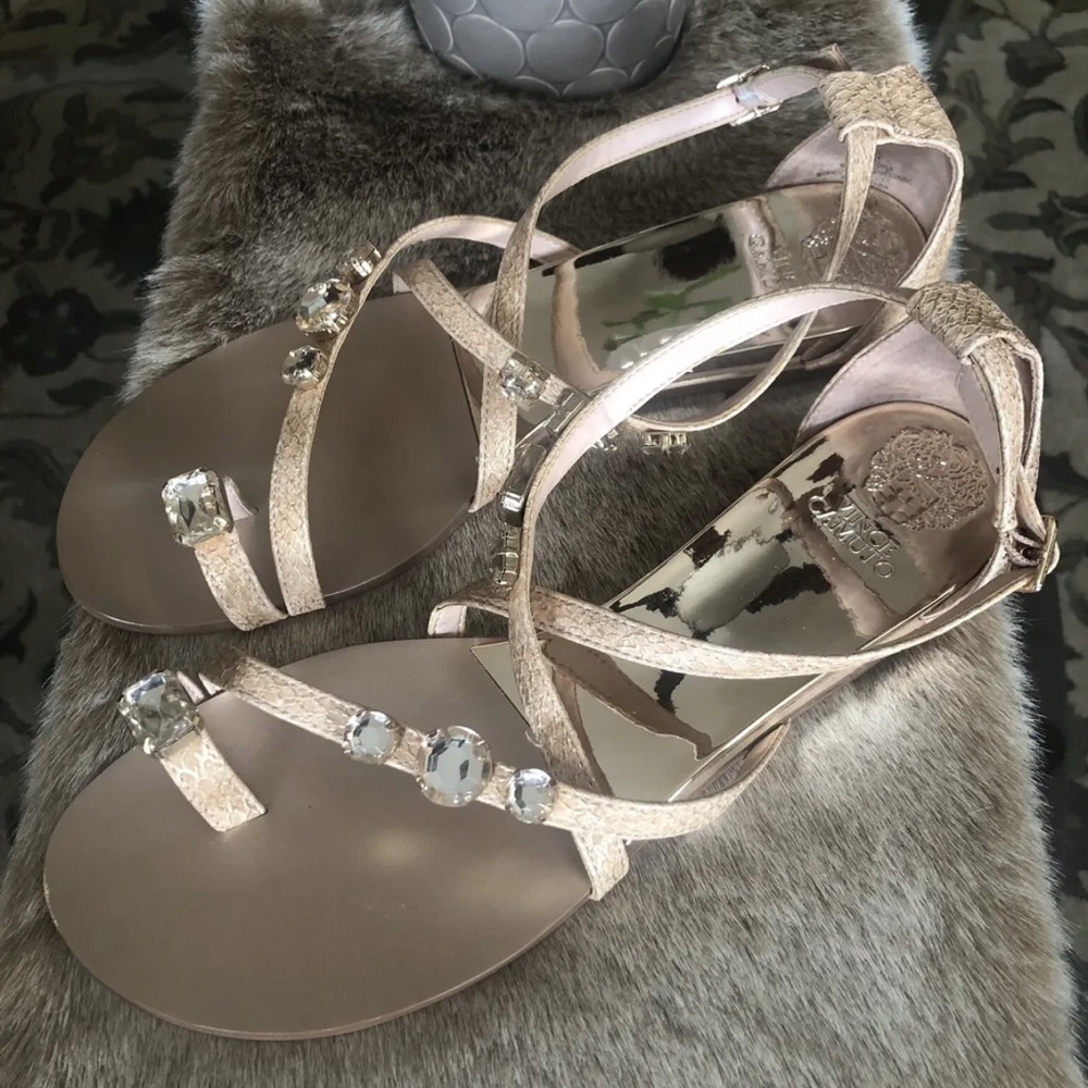 Vince Camuto “Akimby”